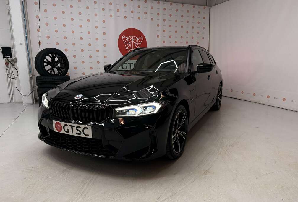 BMW 330e Touring M Sport Pano Leder Head up PHEV