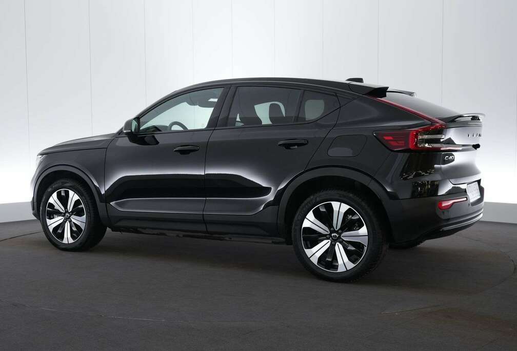 Volvo 69 kWh Recharge Plus LED GPS PDC CAM Keyless BLIS