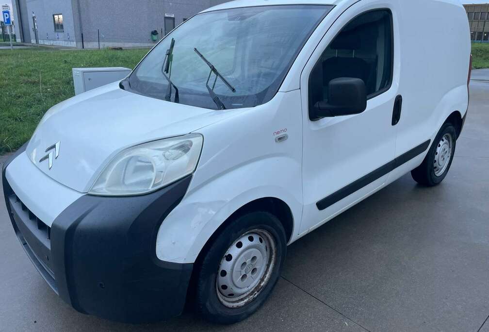 Citroen HDI 75 FAP année 2012 clim 252000km