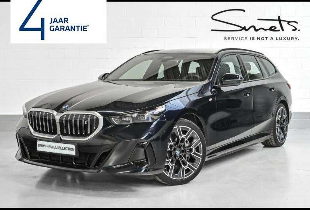 BMW Touring-M Pack-HUD-Harman-Driving Plus-Navi pro