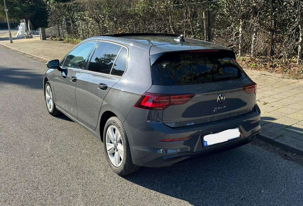 Volkswagen Golf 1.5 eTSI Life OPF DSG