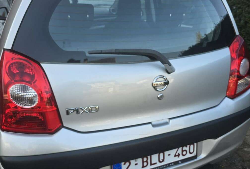 Nissan 1.0i Acenta
