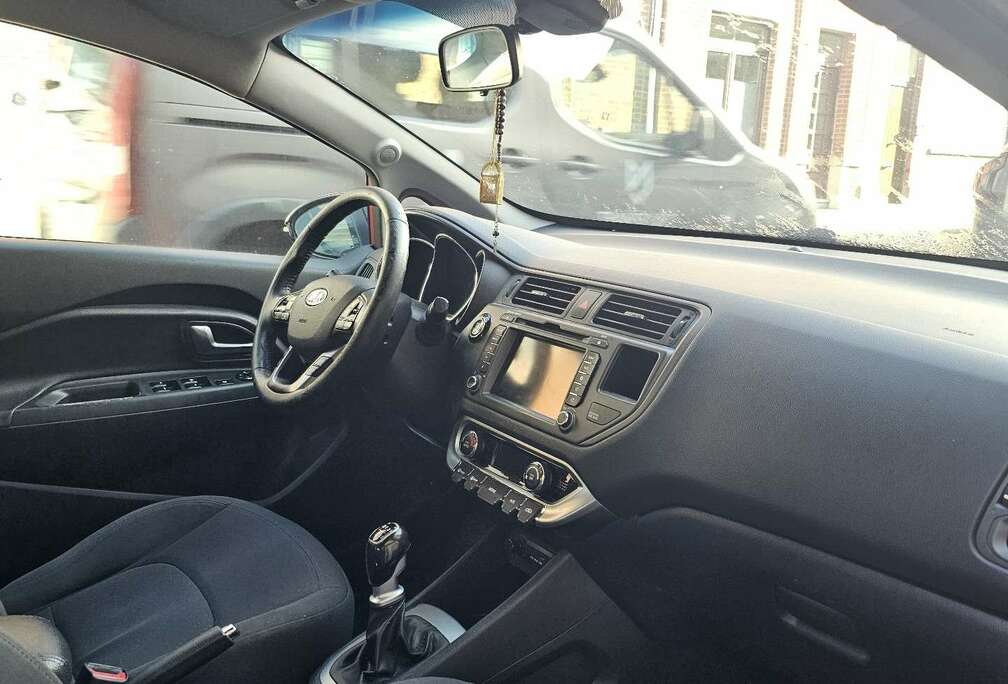 Kia 1.4 CRDi full option - pour export