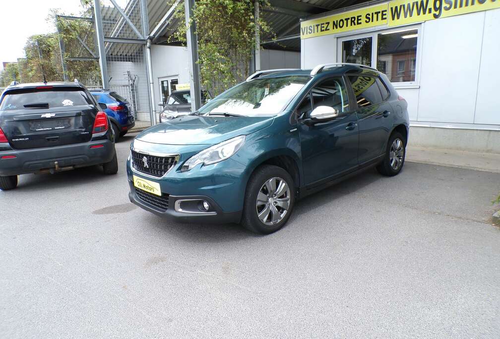 Peugeot 1.2i 82cv vert 02/19 76117km, Airco GPS Cruise USB