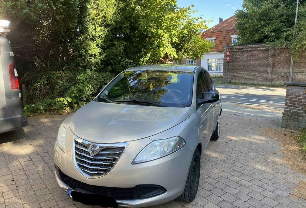 Lancia Ypsilon 1.2i Fire Evo II Gold