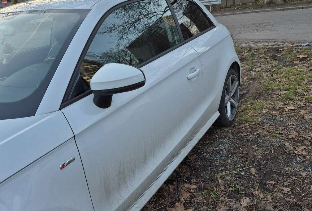 Audi 1.4 TFSI S tronic line Sportpaket