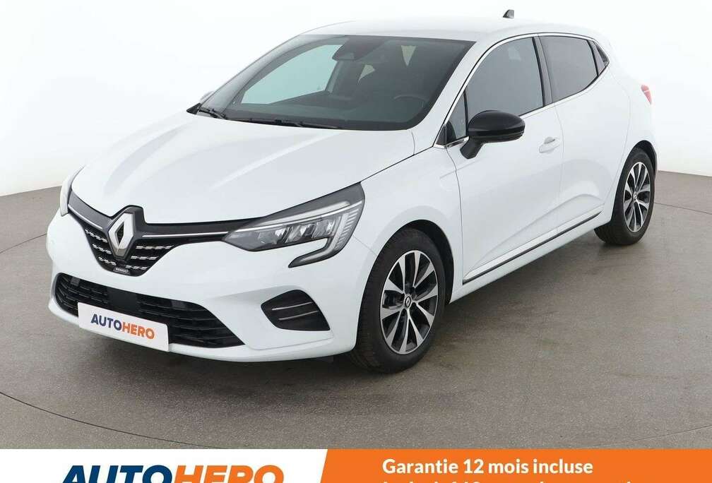 Renault 1.6 Hybrid E-Tech Techno