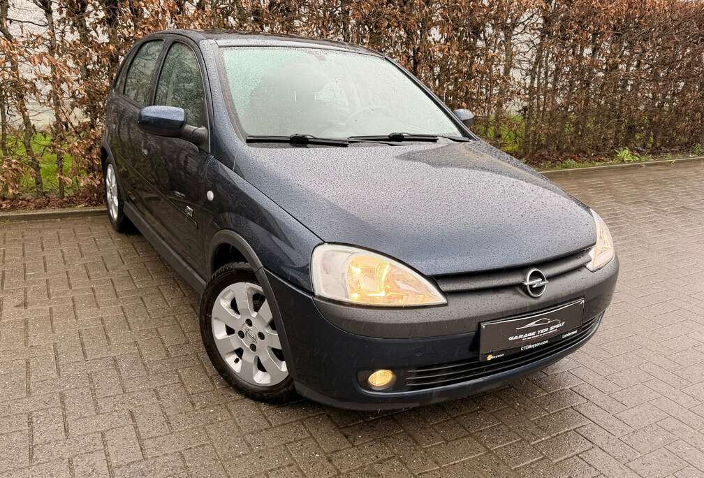 Opel 1.2i XE 16v Sport