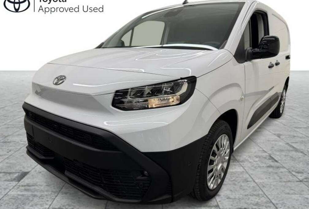 Toyota Comfort + LWB + GPS + STOCK NIEUW