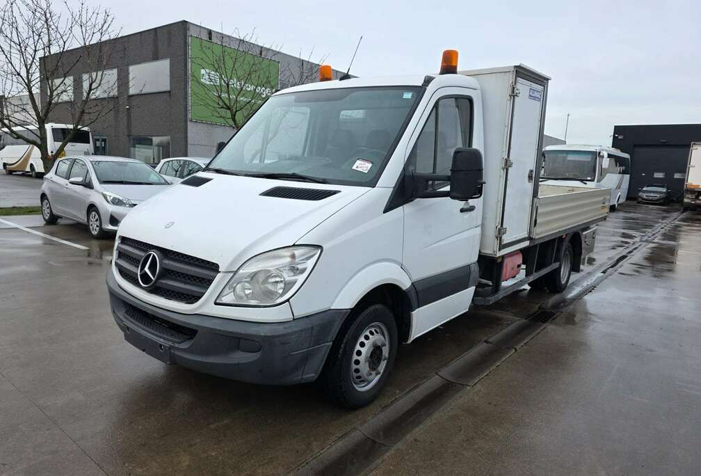 Mercedes-Benz 519 V6  (Stock ID 36962)