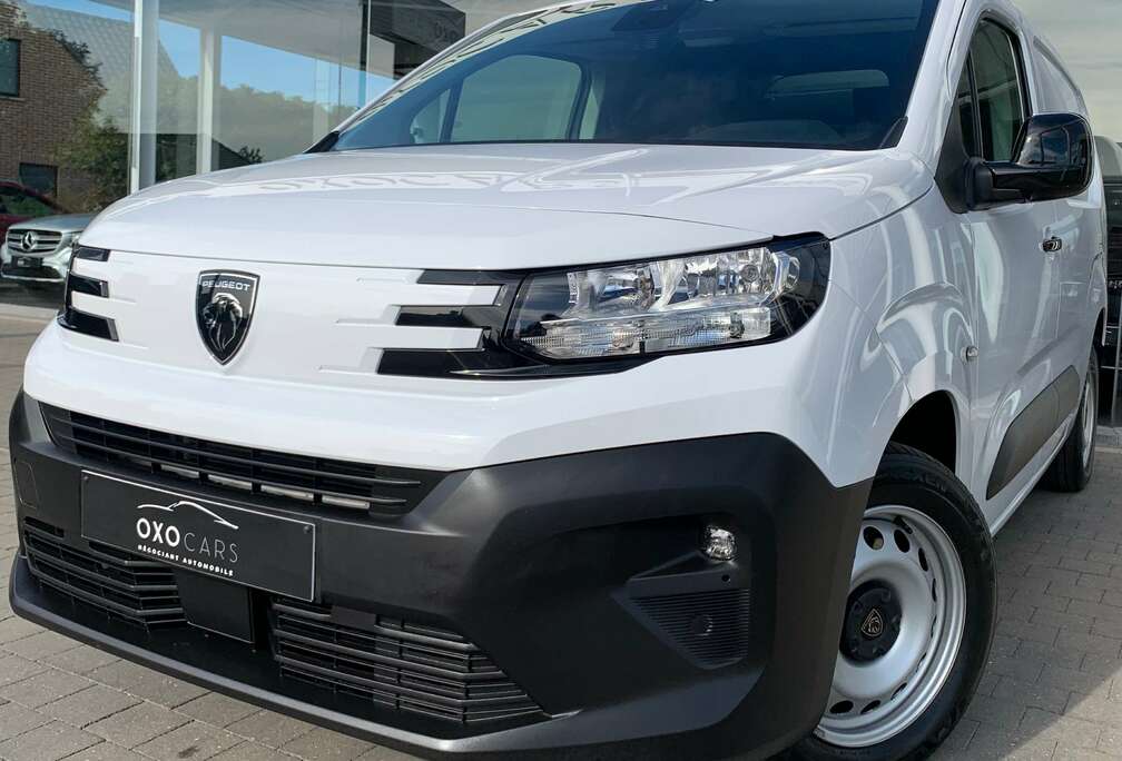 Peugeot XL L2 1.5HDI LONG CHASSIS 130CV / Boite Auto / NEW MODÈLE / Gps / CarPlay / Camera / Cruise / Attache Remorque / PDC /
