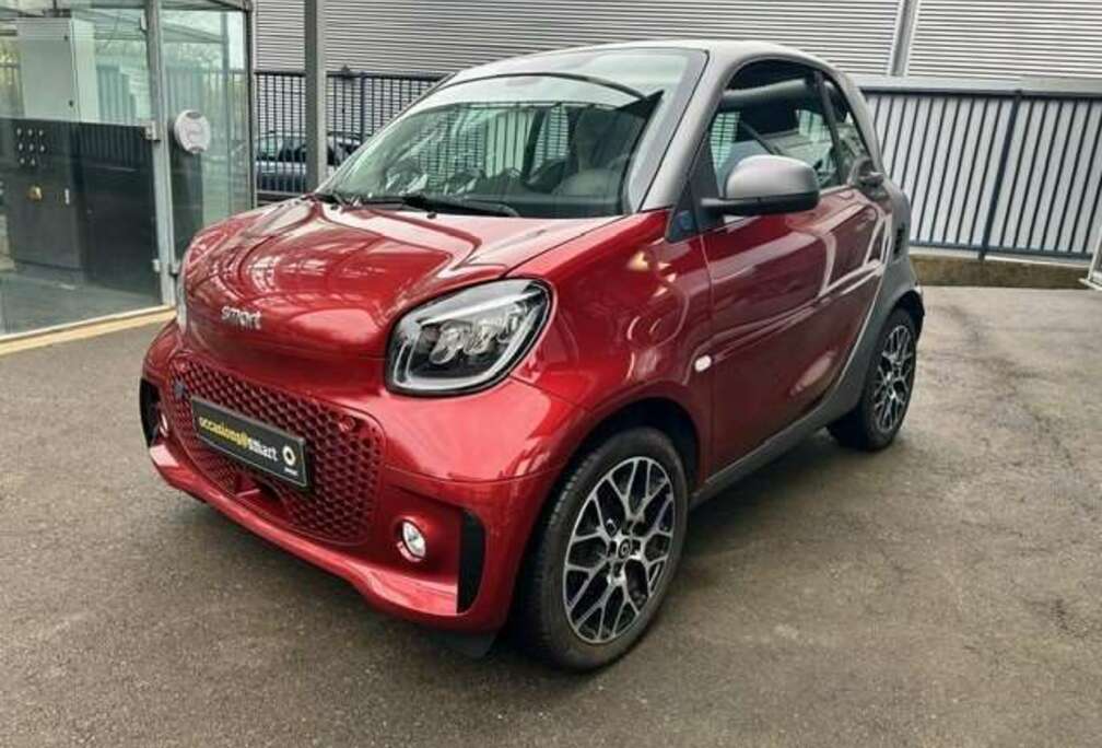 Smart smart fortwo coupe EQ comfort plus Schnelllad 22kw