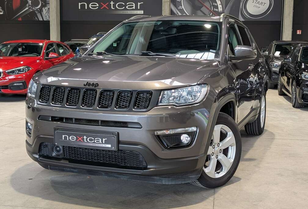 Jeep 1.3Turbo 4x2 Blackstar *NAVI-CAMERA-TISSU CUIR*