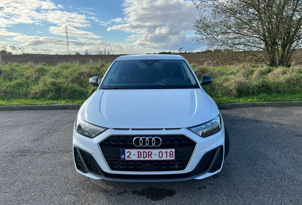 Audi Sportback S-line 30 TFSI (116ch)