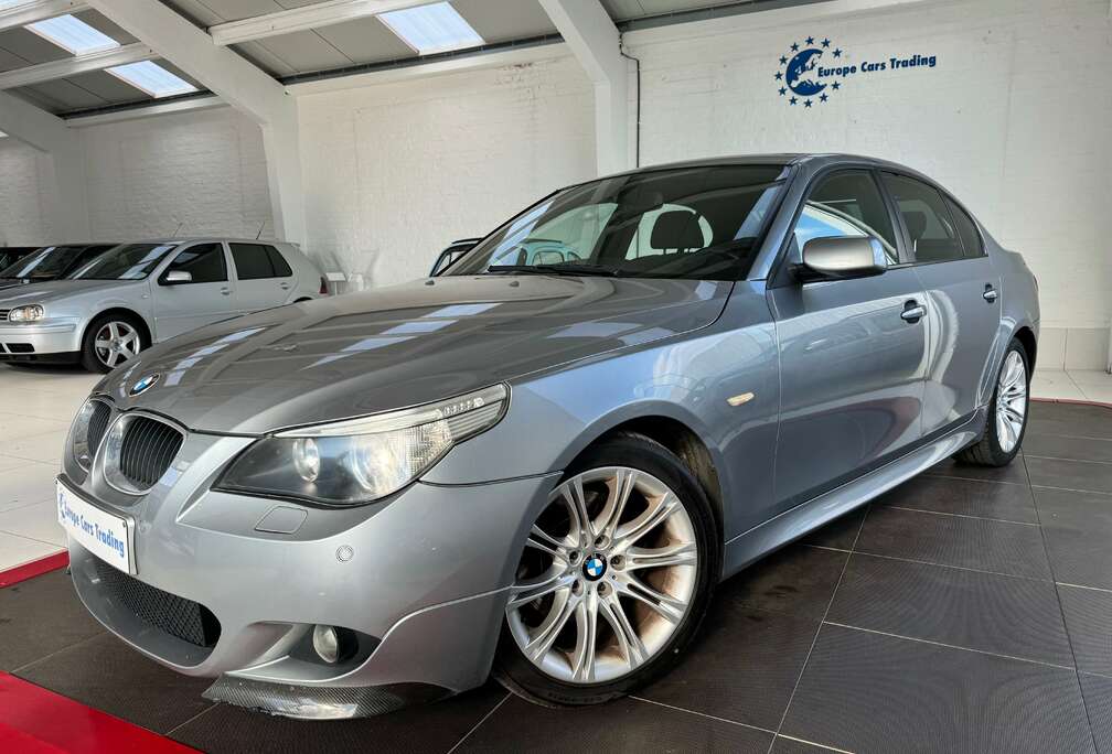 BMW i BVA SMG M Packet -CIEL DE TOIT ALCANTARA-GAR 12M