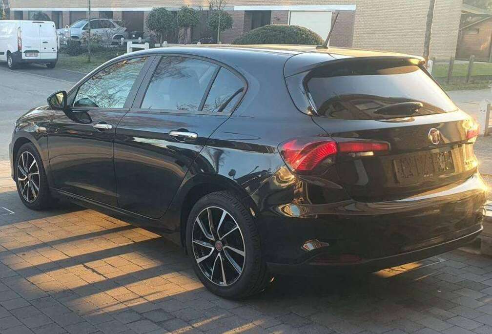 Fiat Tipo 1.4i Lounge (EU6d-TEMP)