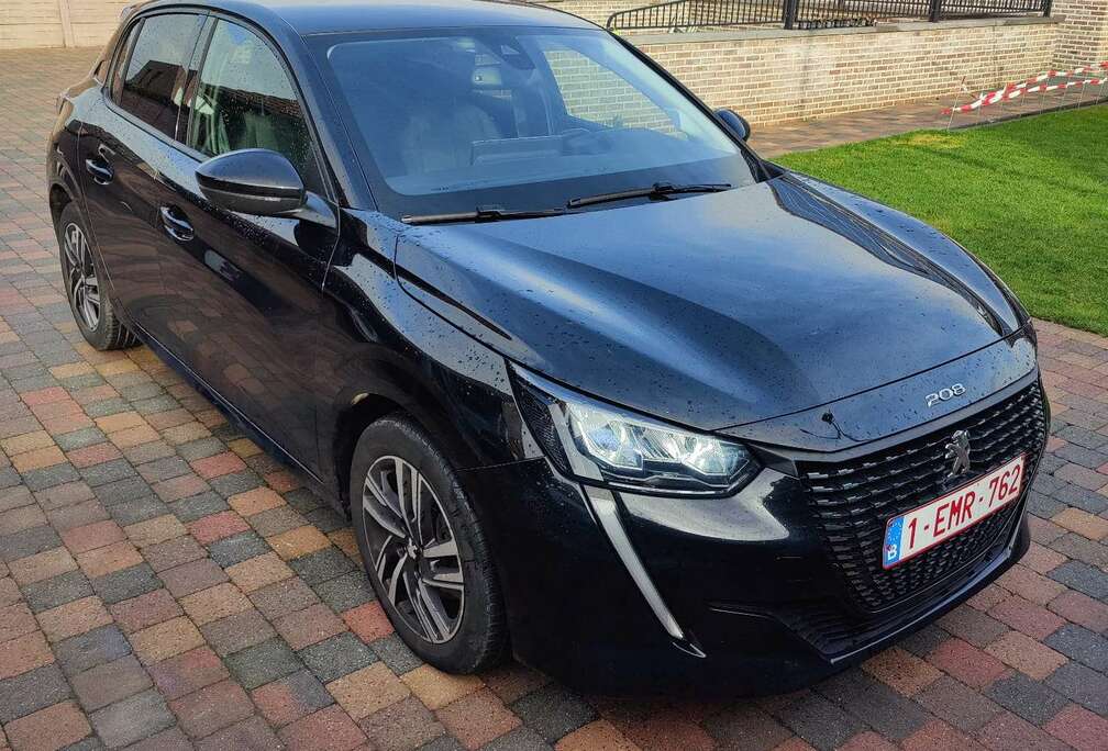 Peugeot 208 1.2i PureTech Allure Pack