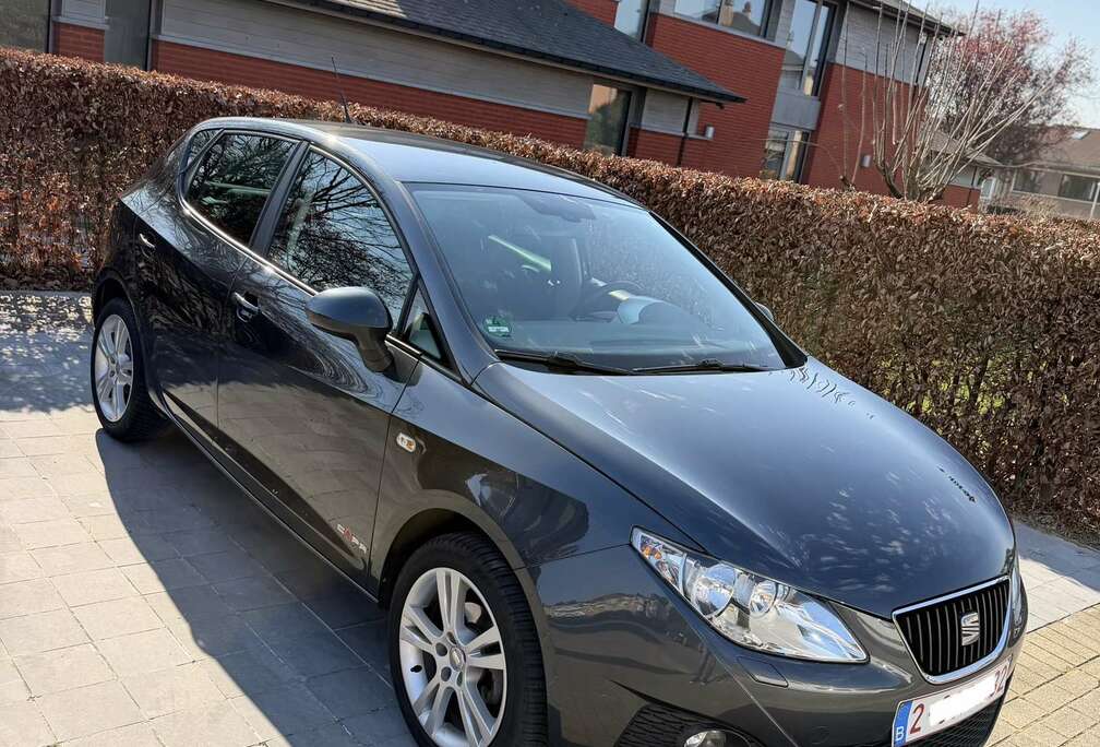 SEAT 1.4 Essence 92500km Full Options Carplay
