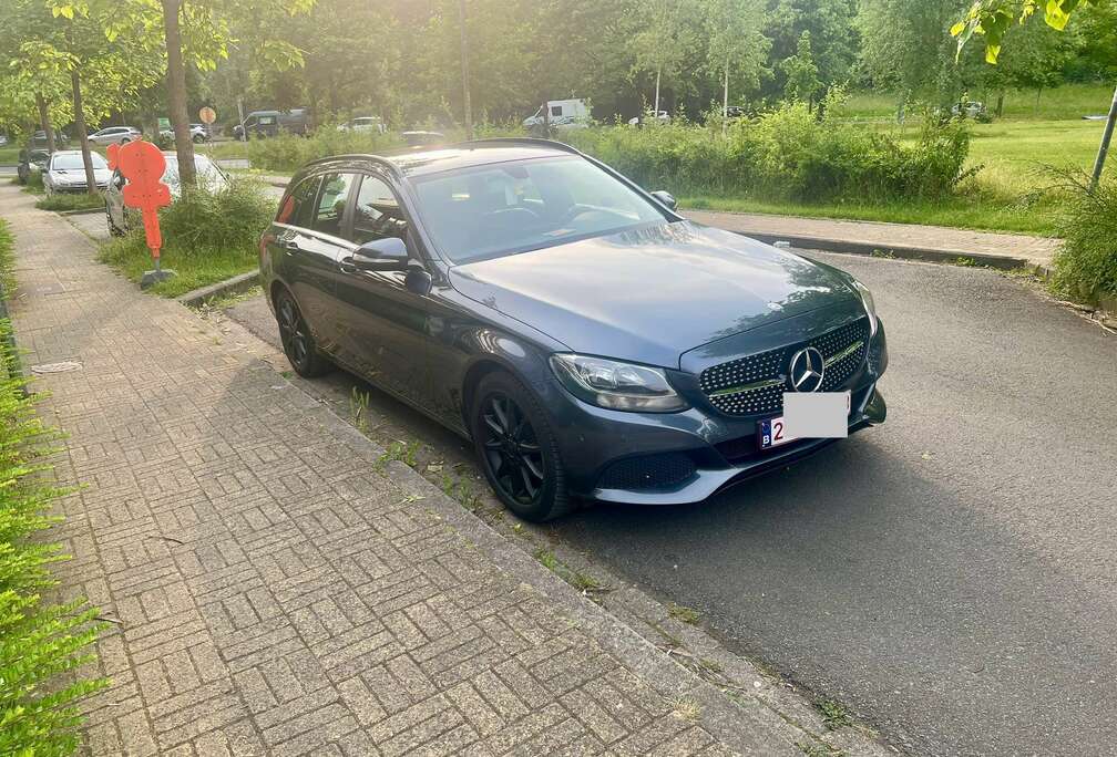 Mercedes-Benz SW d (bt) Premium