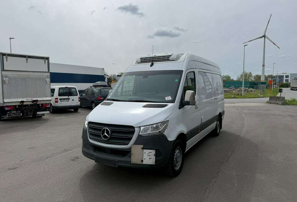 Mercedes-Benz 316 (Stock ID 38631)