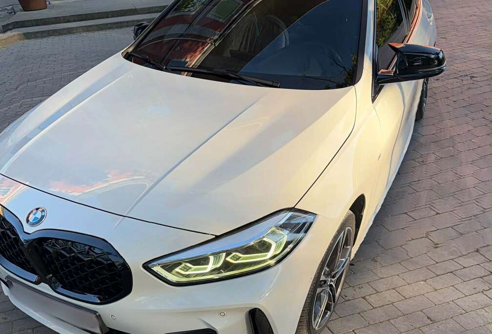 BMW 118iA
