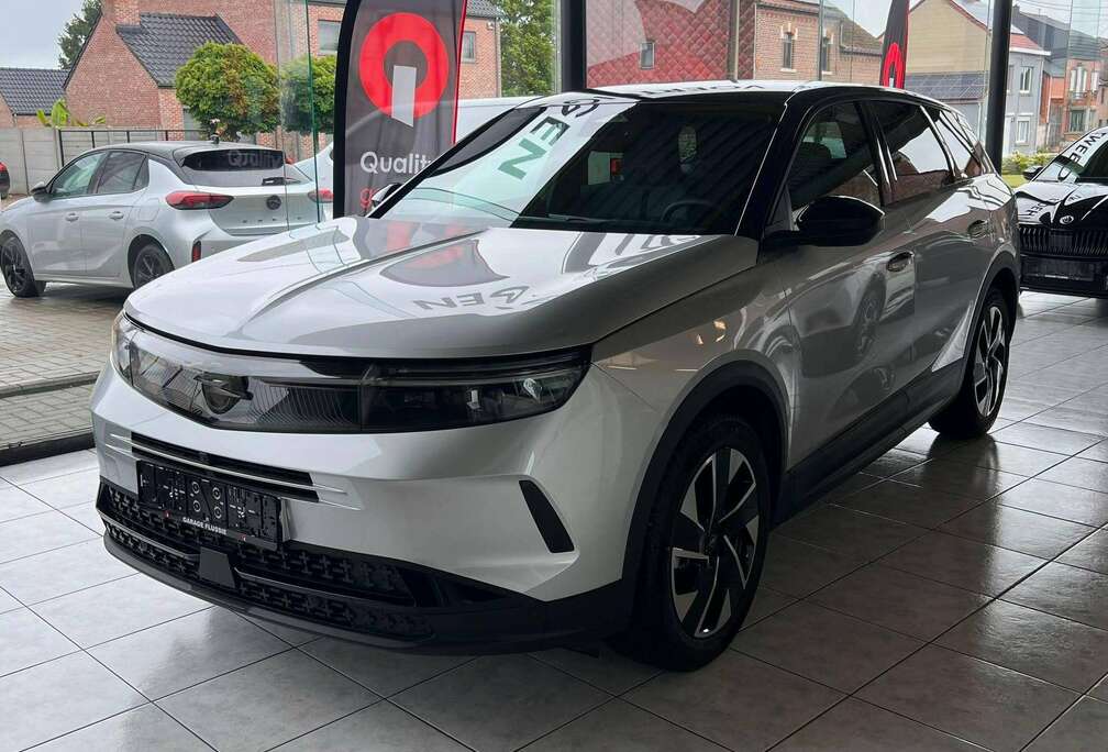 Opel New Grandland GS 145 Hybrid