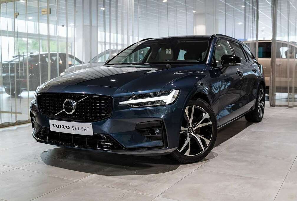 Volvo Plus, B4 Mild Hybrid, Diesel, Dark