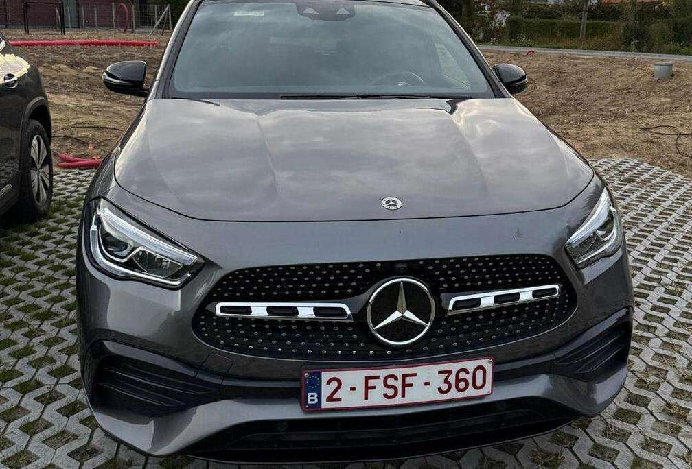 Mercedes-Benz GLA 250 e 8G-DCT AMG Line