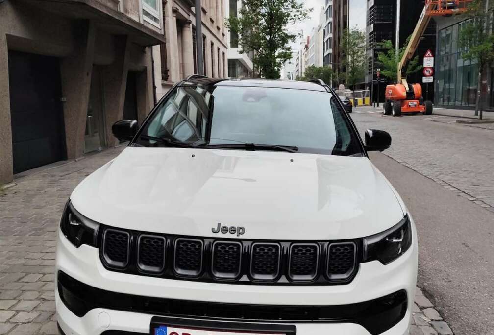 Jeep 1.5 GSE T4 e-Hybrid