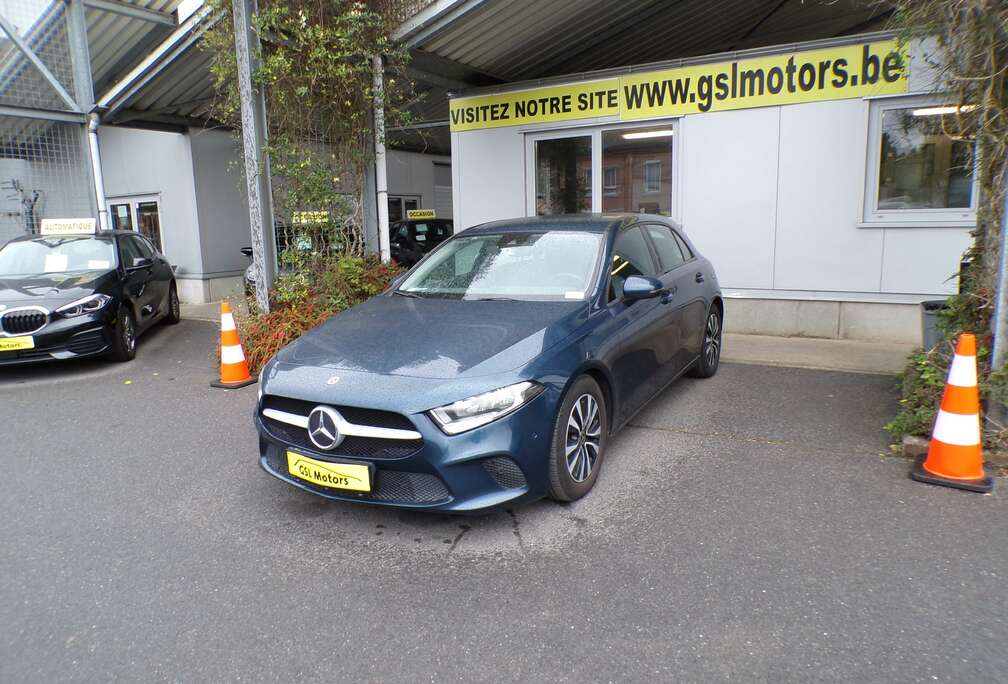 Mercedes-Benz d 115cv vert 12/20 89521km Airco GPS Camera Cruise