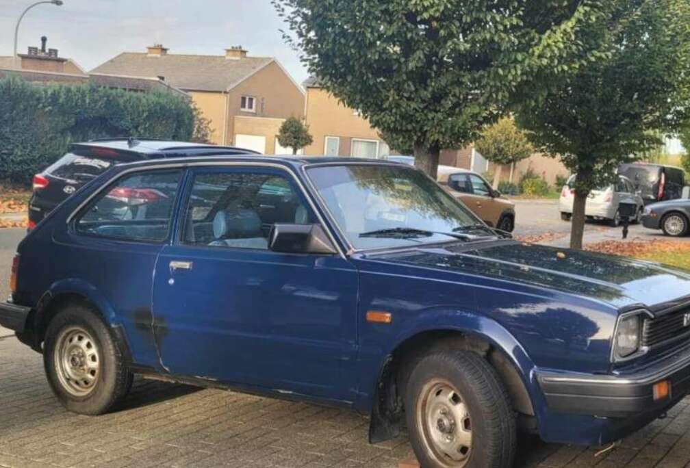 Oldtimer Civic 1300sl