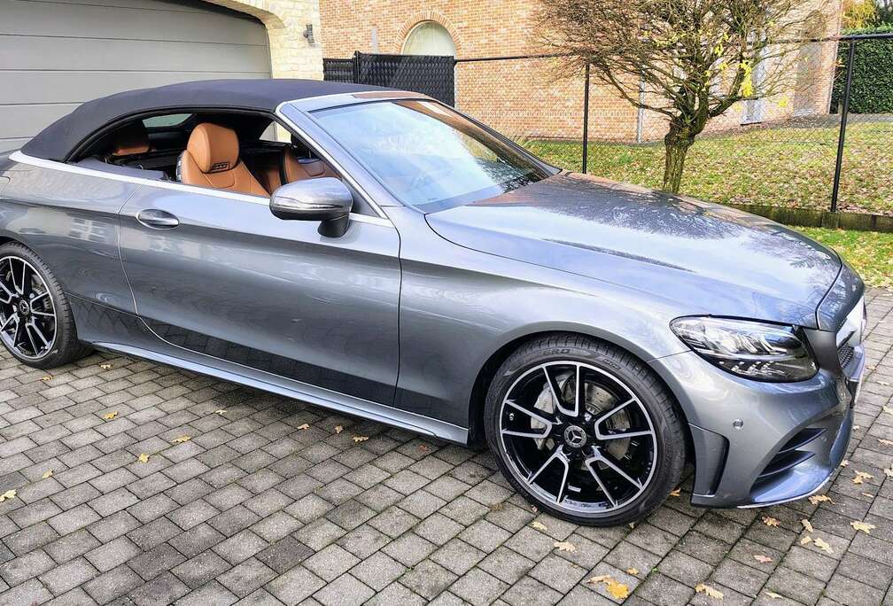 Mercedes-Benz C 180 Cabrio 9G-TRONIC AMG Line