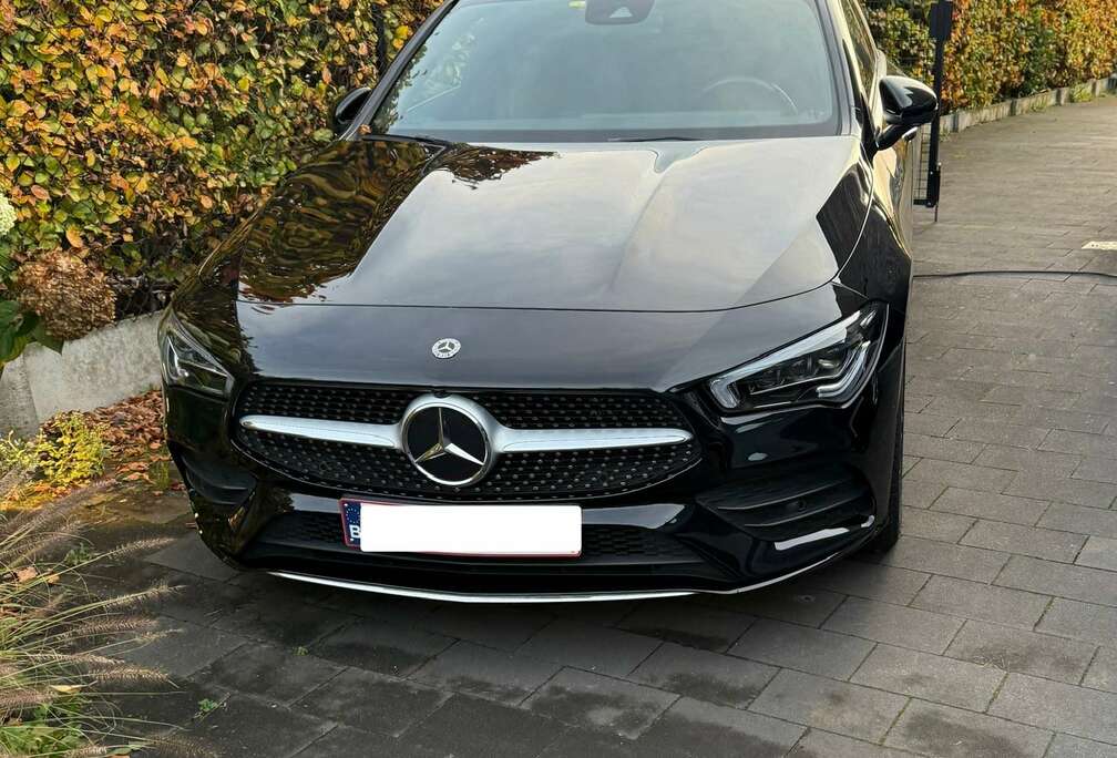 Mercedes-Benz e Shooting Brake 8G-DCT AMG Line