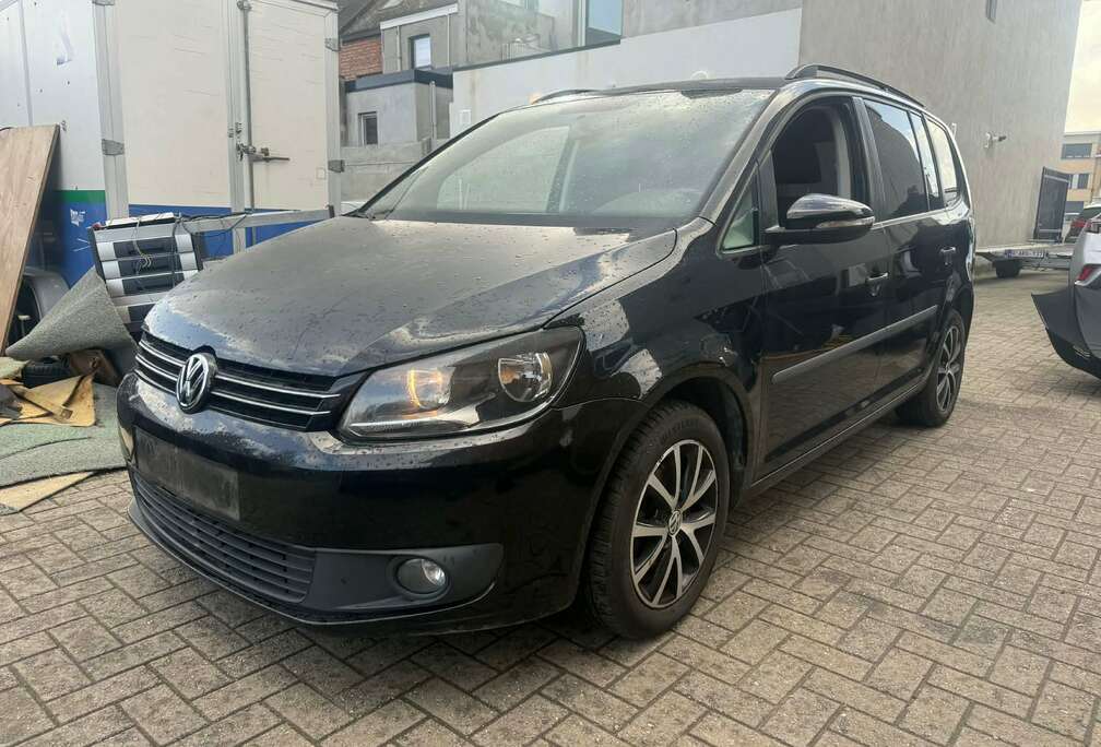 Volkswagen Touran 1.6 CR TDi Trendline DSG