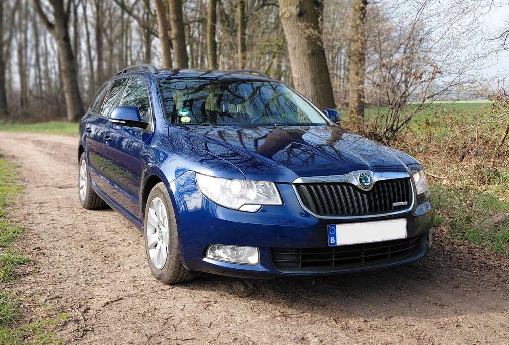Skoda Superb SW 1.6 CR TDi GreenLine Ambiente DPF