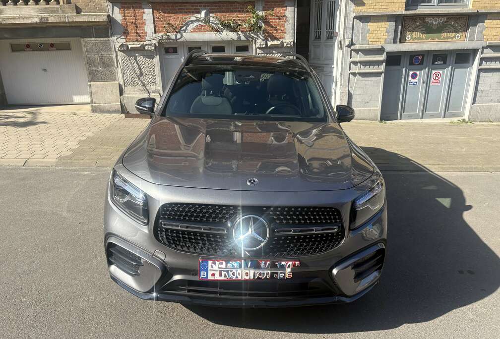 Mercedes-Benz AMG Line