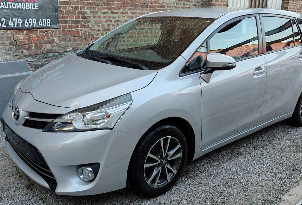 Toyota Verso boite automatique 5 places 86300 km