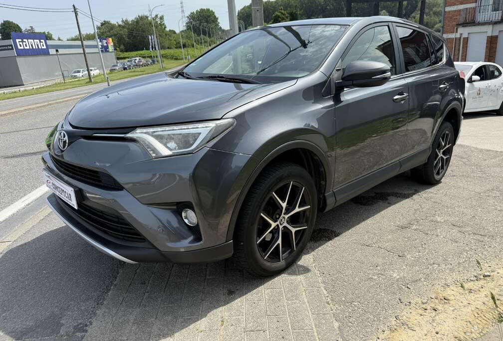Toyota RAV4 2.0 D-4D 2WD Business