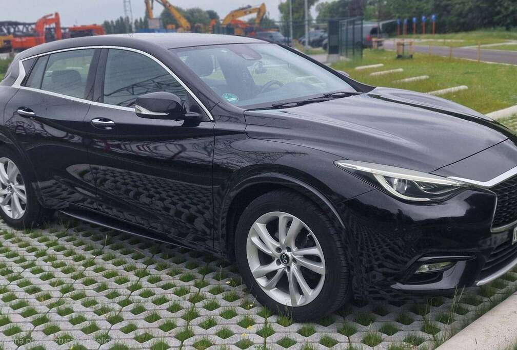 Infiniti Q30 1.5d Premium