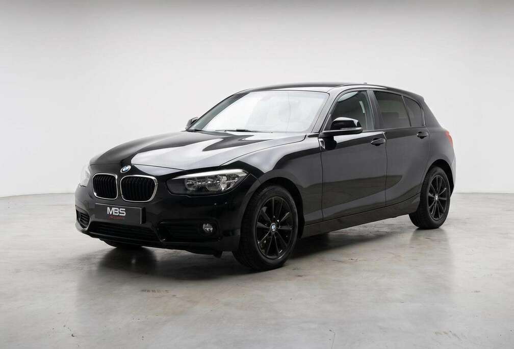 BMW * d * NAVI* CLIM* CRUISE* 5 PORTES* GARANTIE 12 MOIS*