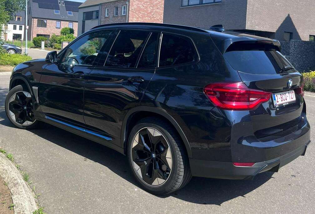 BMW iX3 74 kWh iX3