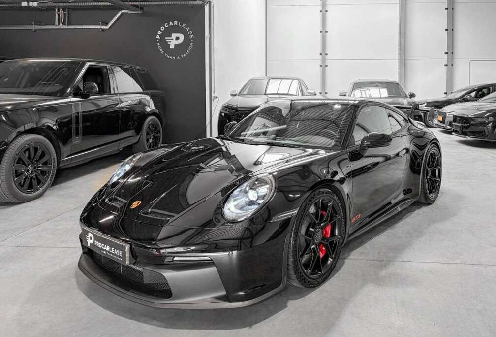 Porsche 911/992 GT3 CLUBSPORT AKRAPOVIC  /Vollschalensitze