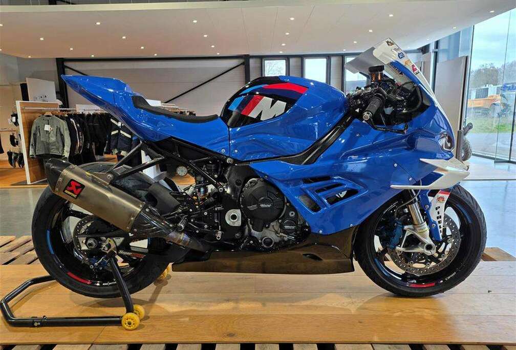 BMW 0