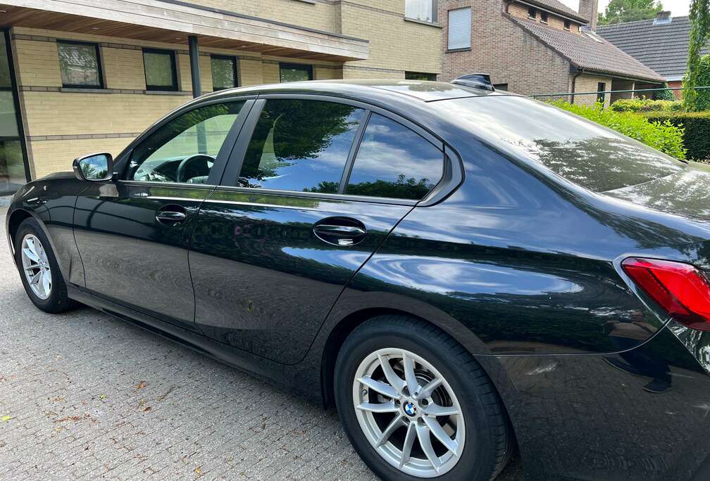 BMW 320i Aut.
