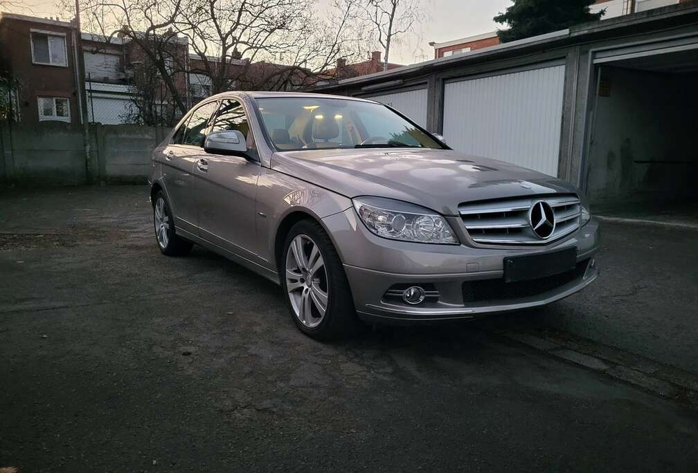 Mercedes-Benz Mercedes 220 (0032465706499)