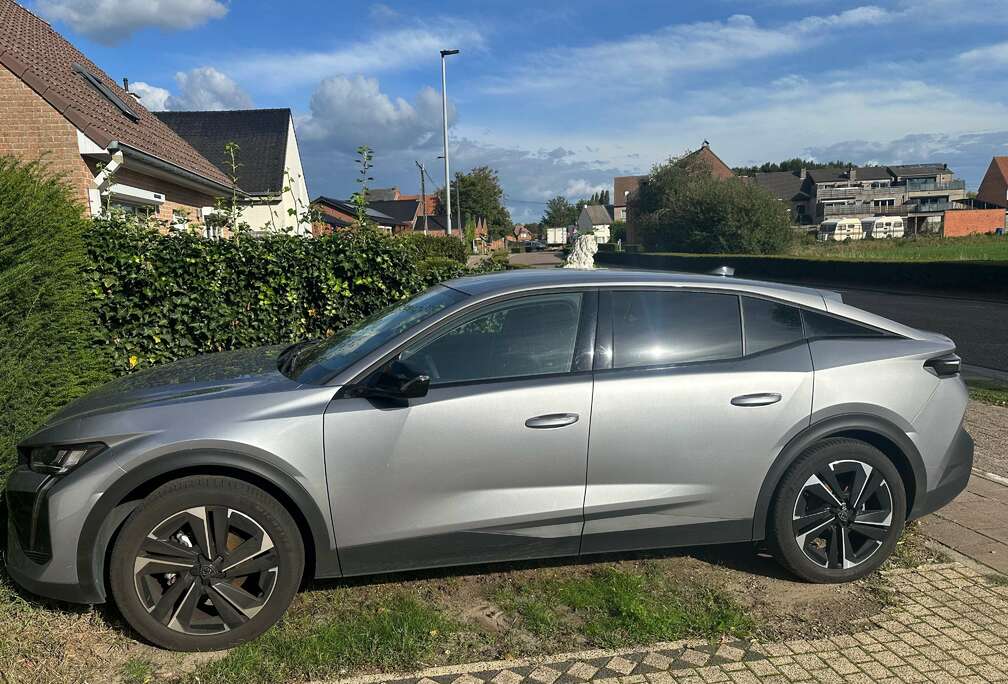 Peugeot 408 PureTech 130 EAT8 Allure