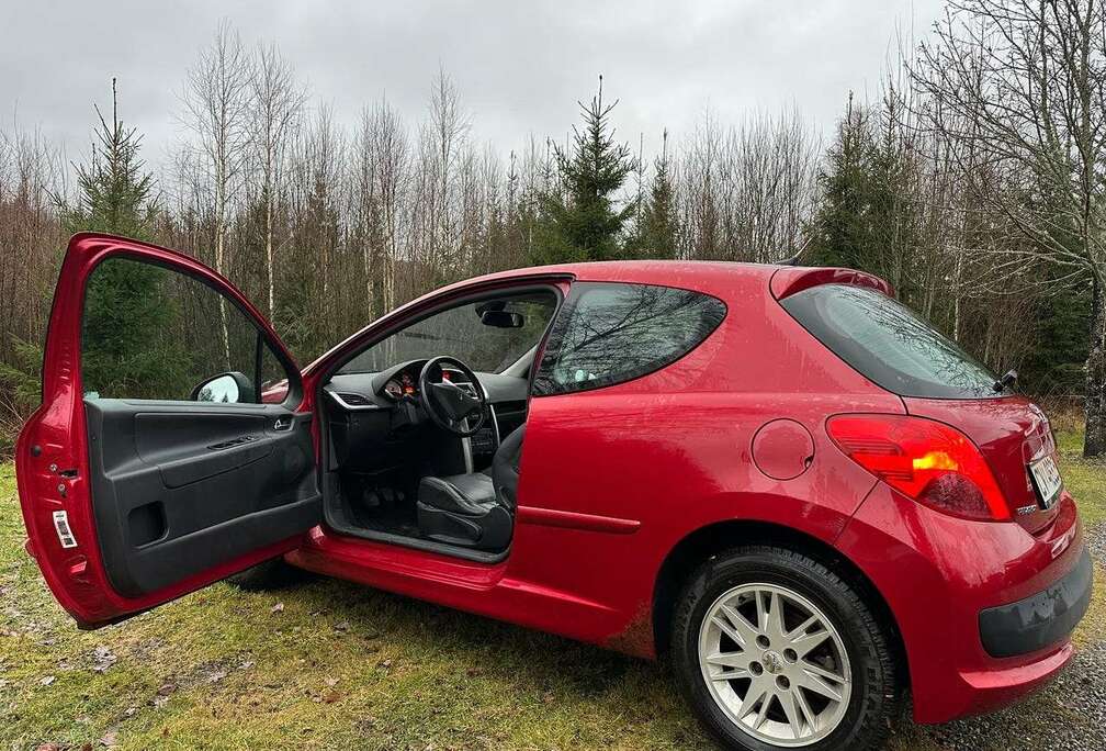 Peugeot 1.6 HDi Sporty