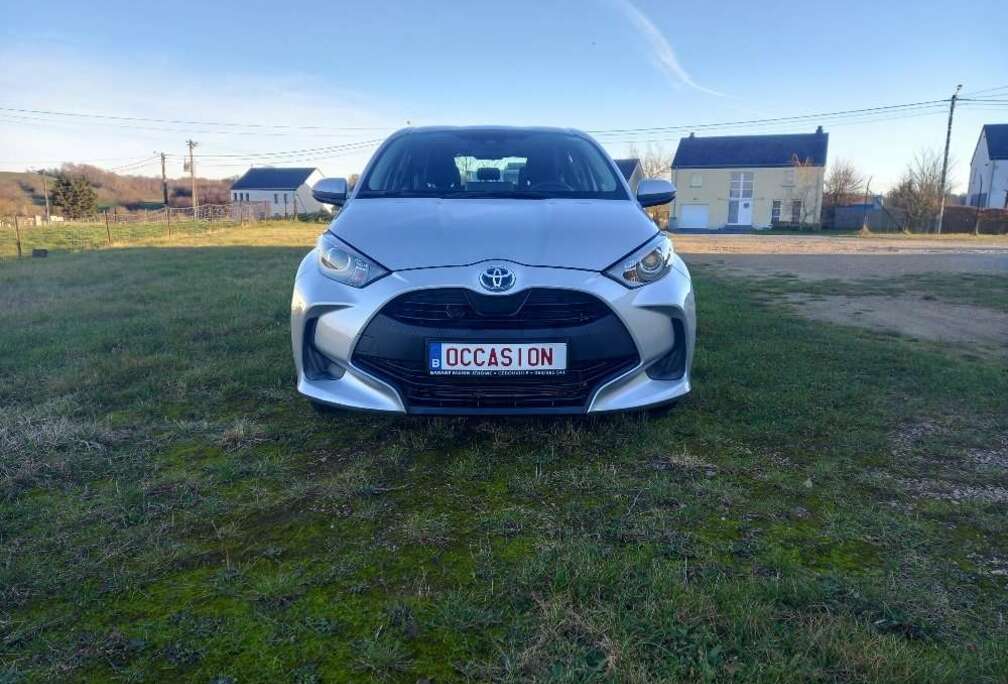 Toyota Confort HSD prêt à immatri. clim,GPS,..