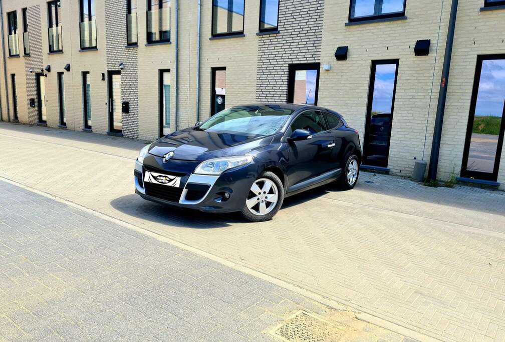 Renault Mégane Coupé 1.6i Dynamique