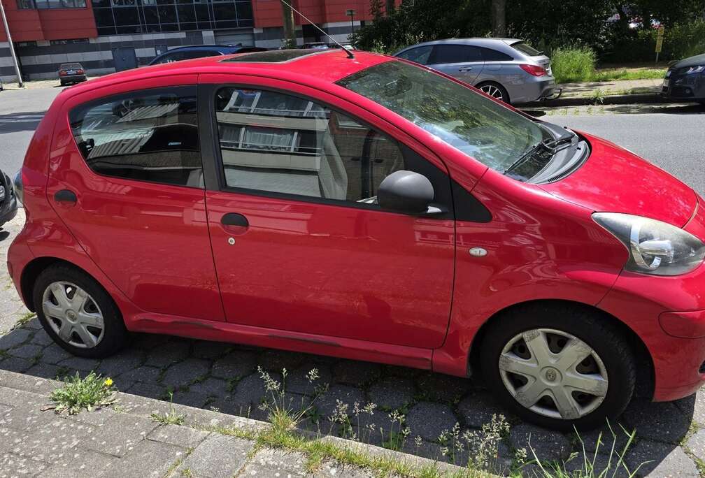 Toyota CoolRed